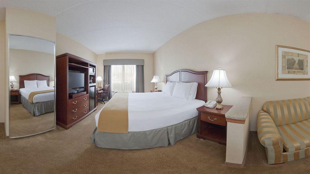 Fairfield Inn & Suites By Marriott Bridgewater Branchburg/Somerville Bagian luar foto