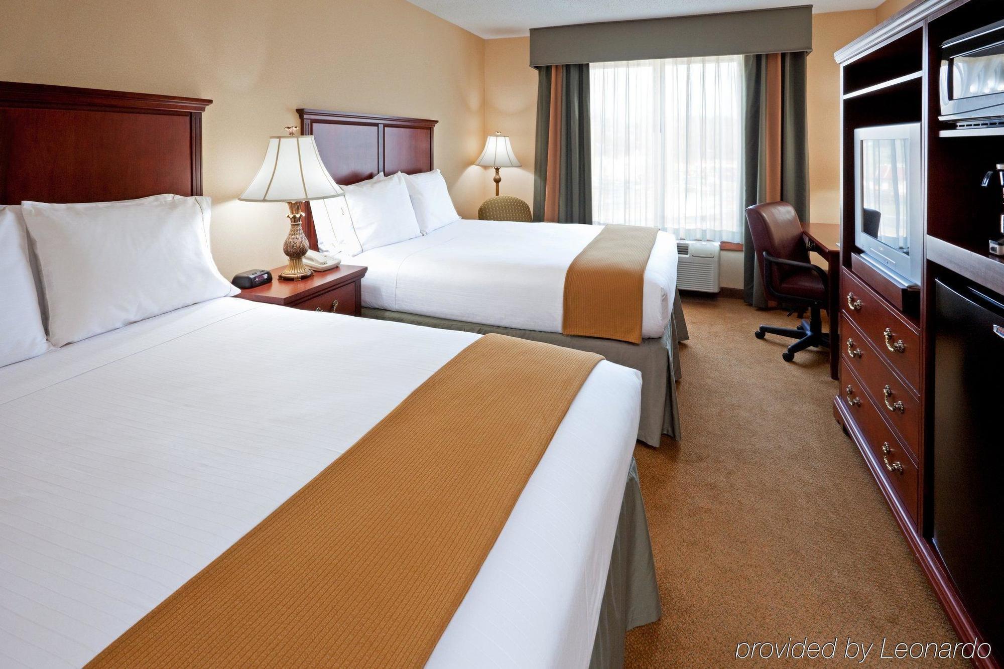 Fairfield Inn & Suites By Marriott Bridgewater Branchburg/Somerville Bagian luar foto